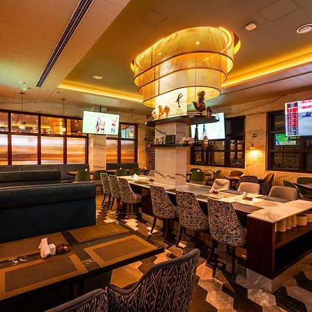 President Hotel Dubai Eksteriør billede